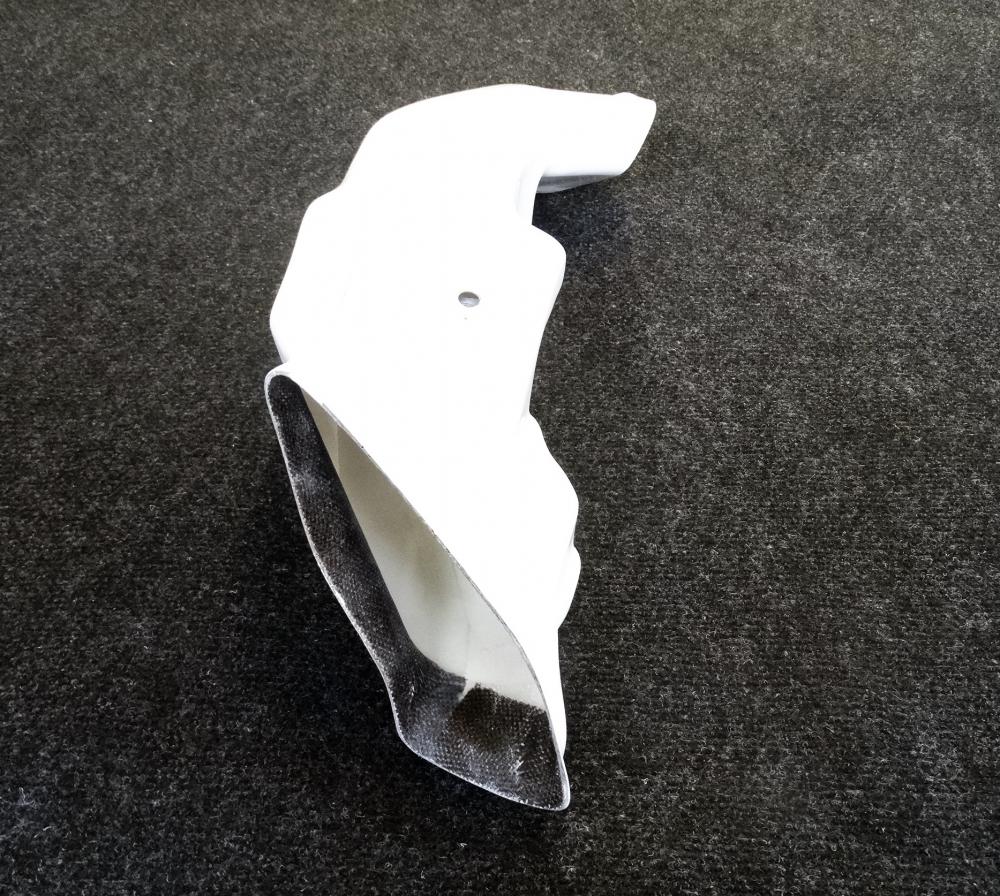GFK_Yoshimura_Replica_Team_Mayer_Parts_Suzuki_GSXR_1000_2017_Luftkanal_rechts Airboxkanal rechts für Yoshimura Replica GFK Suzuki GSX-R 1000 /R 2017-