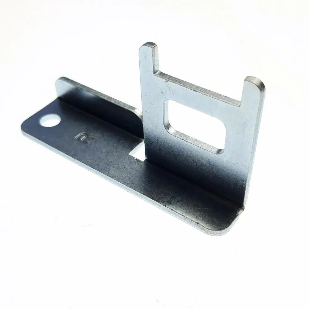 img-20201016-115323 TGB BRKT., SIDE COVER, RH - 512527