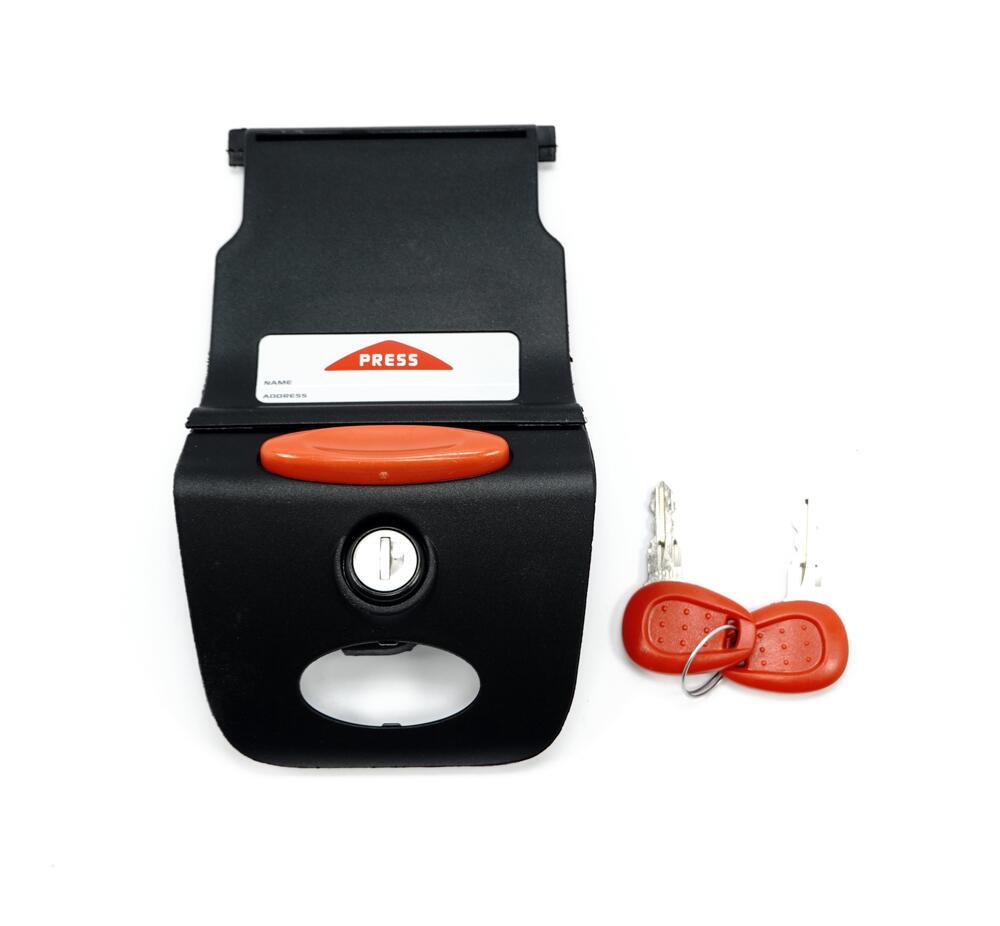 Givi_Scharnierblock_schwarz_fuer_Topcase_Z641NM Givi Scharnierblock schwarz für Topcase E260 / E340 / E350 / E370 / E450 / E470 / E300