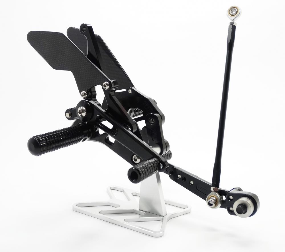 TMP Racing Fußrastenanlage Factory schwarz Suzuki GSX-R 1000 2009-16