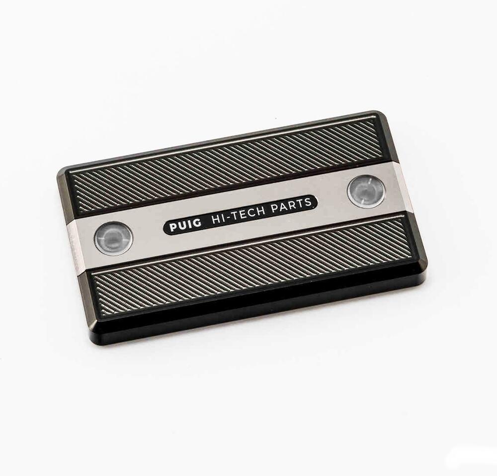 Puig_Abdeckung_Bremsfluessigkeitsbehaelter_Suzuki___schwarz_silber__9270P Puig Abdeckung Bremsflüssigkeitsbehälter Suzuki - schwarz/silber