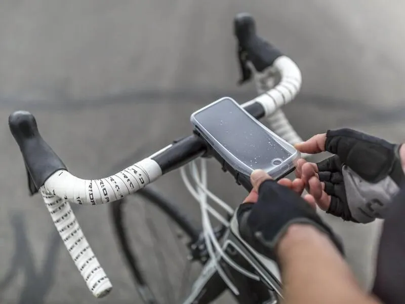 Quad Lock MAG Wetterschutz / Regen Schutzhülle für Samsung Galaxy S23+