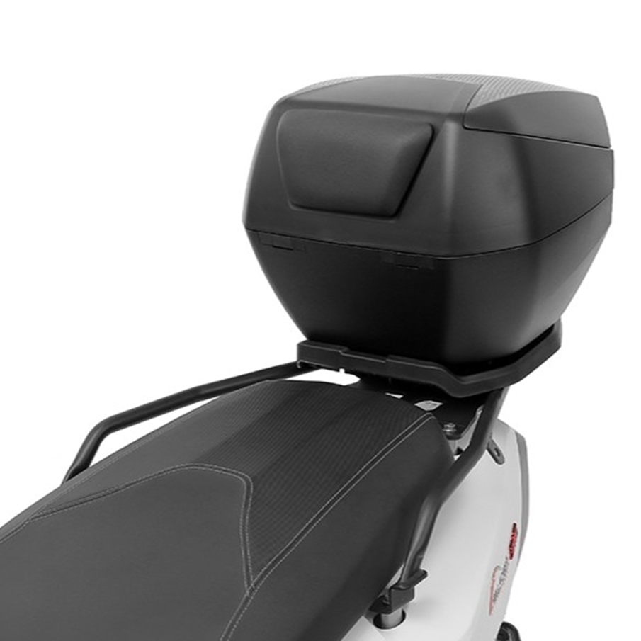 Furchtlos-SHIELD-S-Luxe-Topcase-35-Liter-am-Roller-montiert