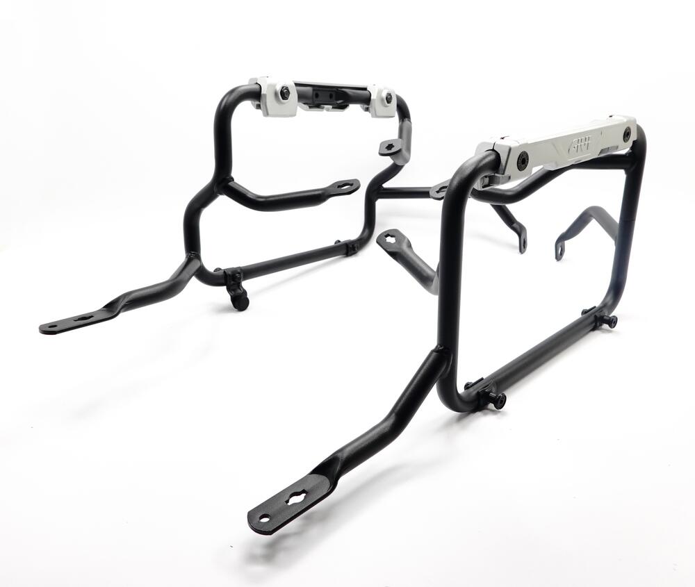 Givi-Seitenkoffertraeger-fuer-Monokey-CAM-Side-Koffer Givi Seitenkofferträger für Monokey CAM Side Koffer mit Versatz rechts - Suzuki DL 800 V-Strom 2023-