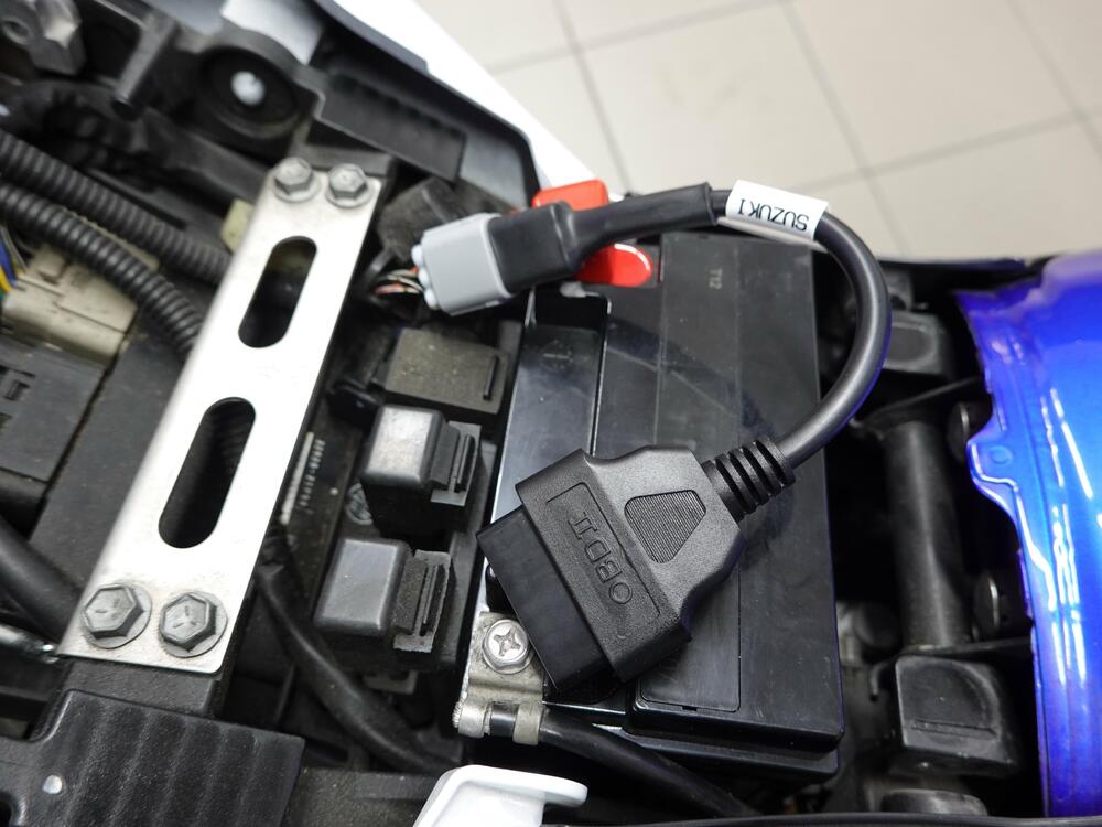 TMP-Motorrad-OBD2-Adapterkabel-16-Pin-auf-Suzuki-Diagnosestecker-6-Pin-4-9757-am-Motorrad
