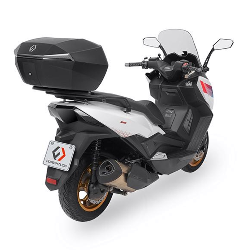 Furchtlos-SHIELD-L-Basic-Topcase-48-Liter-schwarz-silber-inkl-Montagekit-FU11TCXX000L14EX-100024-am-Roller