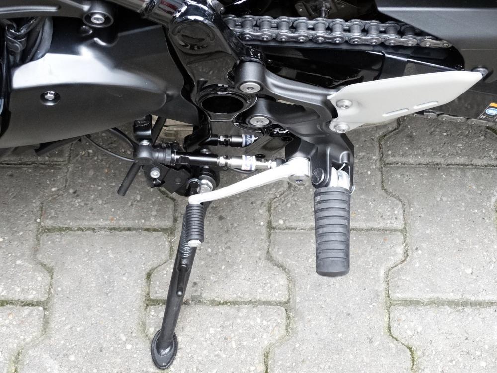 Kawasaki_Z900_RS_Schaltautomat_am_Fahrzeug