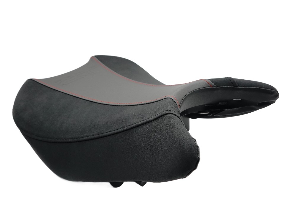 Suzuki Original Premium Sitz - GSX-S 1000 GT 2022- - 45100-48K60-B8V Suzuki Original Premium Sitz - GSX-S 1000 GT 2022- - 45100-48K60-B8V