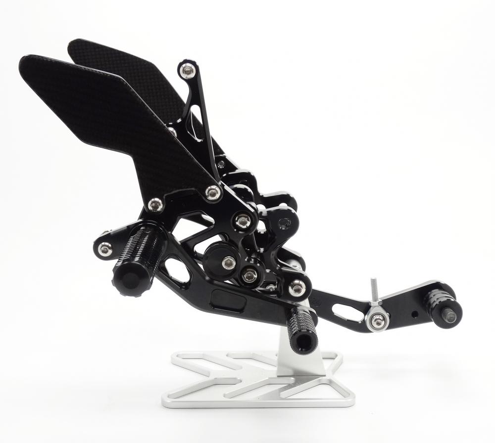 TMP Racing Fußrastenanlage Factory schwarz Suzuki GSX-R 600 750 2011-