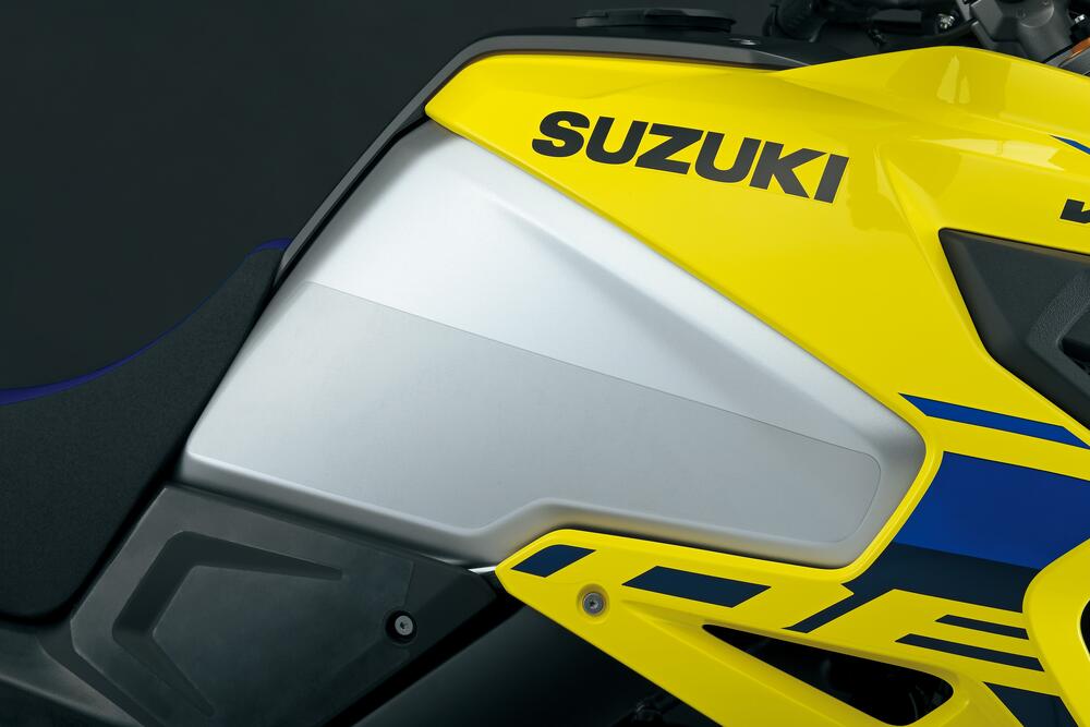 Suzuki Original Tankaufkleber / Tankschutzfolie seitlich transparent - DL 1050 /DE V-Strom