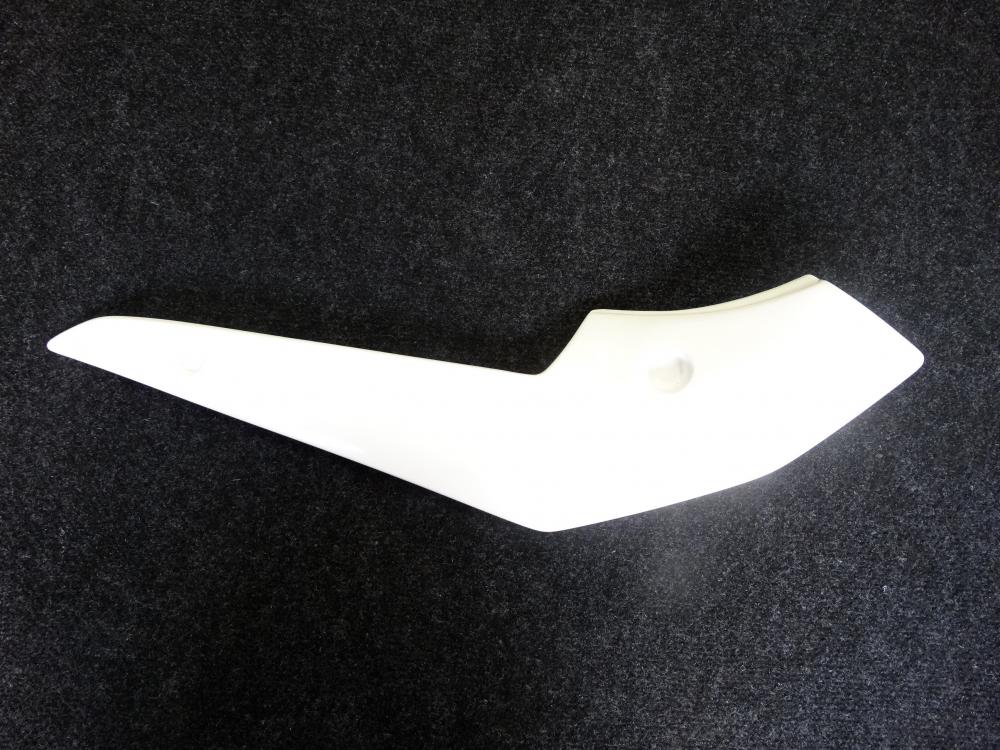 GFK_Yoshimura_Replica_Team_Mayer_Parts_Suzuki_GSXR_1000_2017_Tank_Seitenteil_links Tank Seitenteil links für Yoshimura Replica GFK Suzuki GSX-R 1000 /R 2017-