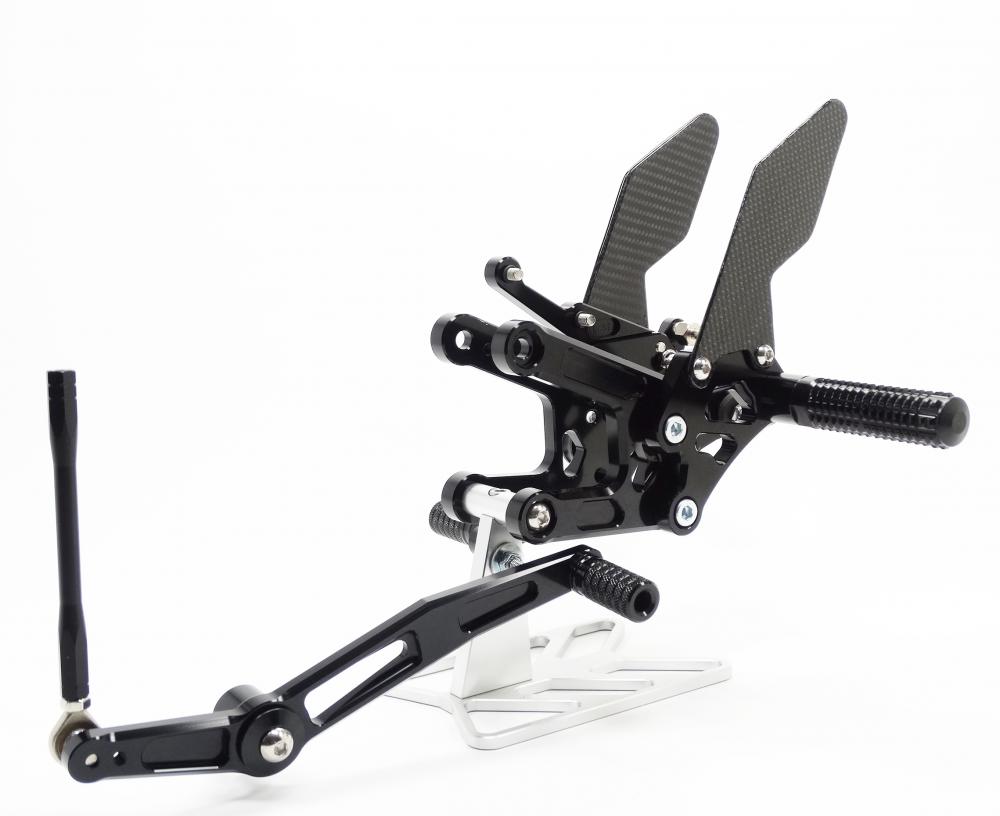 TMP_Fussrastenanlage_Yamaha_R6_2017__Hauptansicht TMP Racing Fußrastenanlage Factory schwarz Yamaha YZF R6 2017-