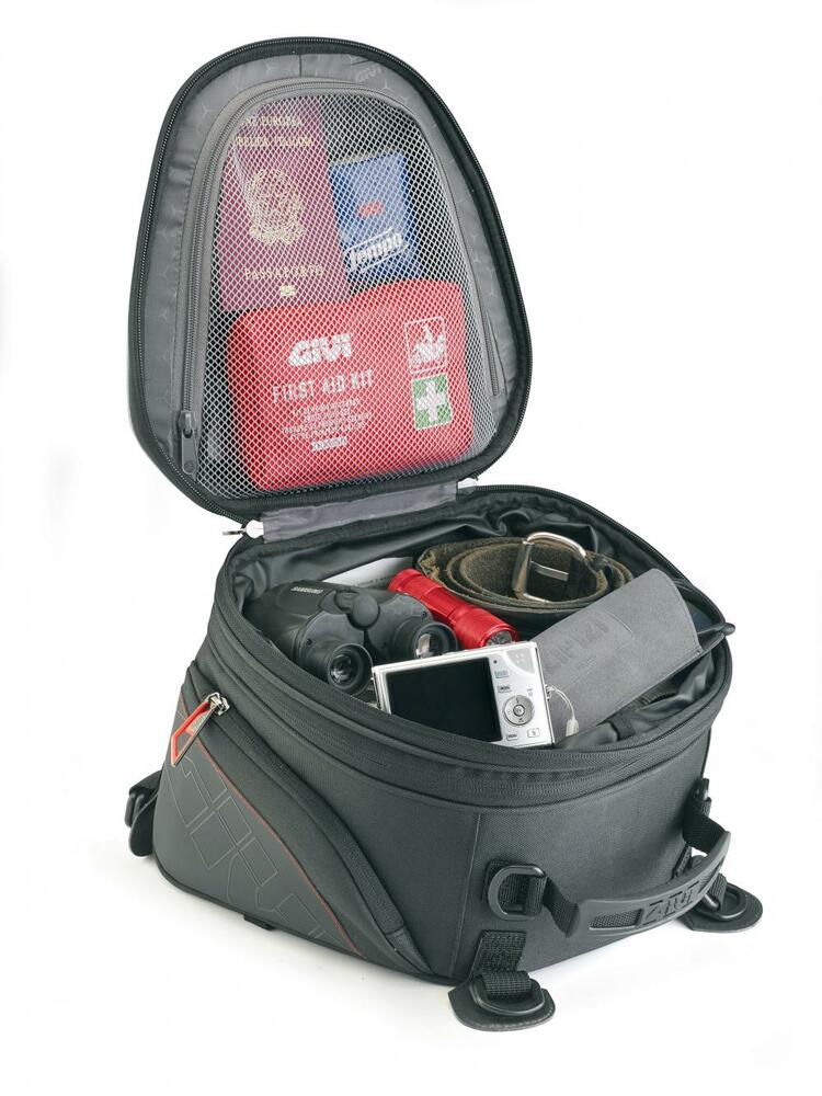 Givi_Sport_T_ST607B_Erweiterbare_Hecktasche_fuer_Sportliche_Motorraeder___22_26_Liter_2 Givi Sport-T ST607B Erweiterbare Hecktasche für Sportliche Motorräder - 22-26 Liter