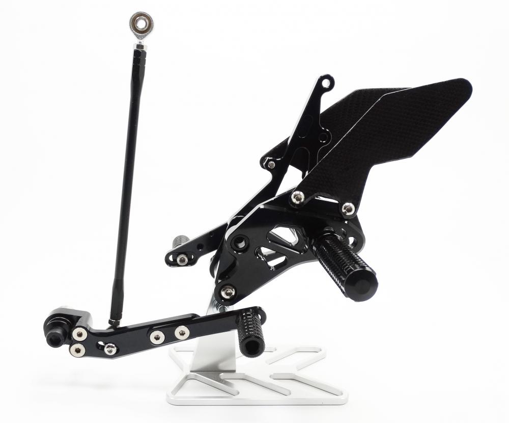 TMP_Fussrastenanlage_Suzuki_GSX_R_1000_2009_16_linke_ansicht TMP Racing Fußrastenanlage Factory schwarz Suzuki GSX-R 1000 2009-16