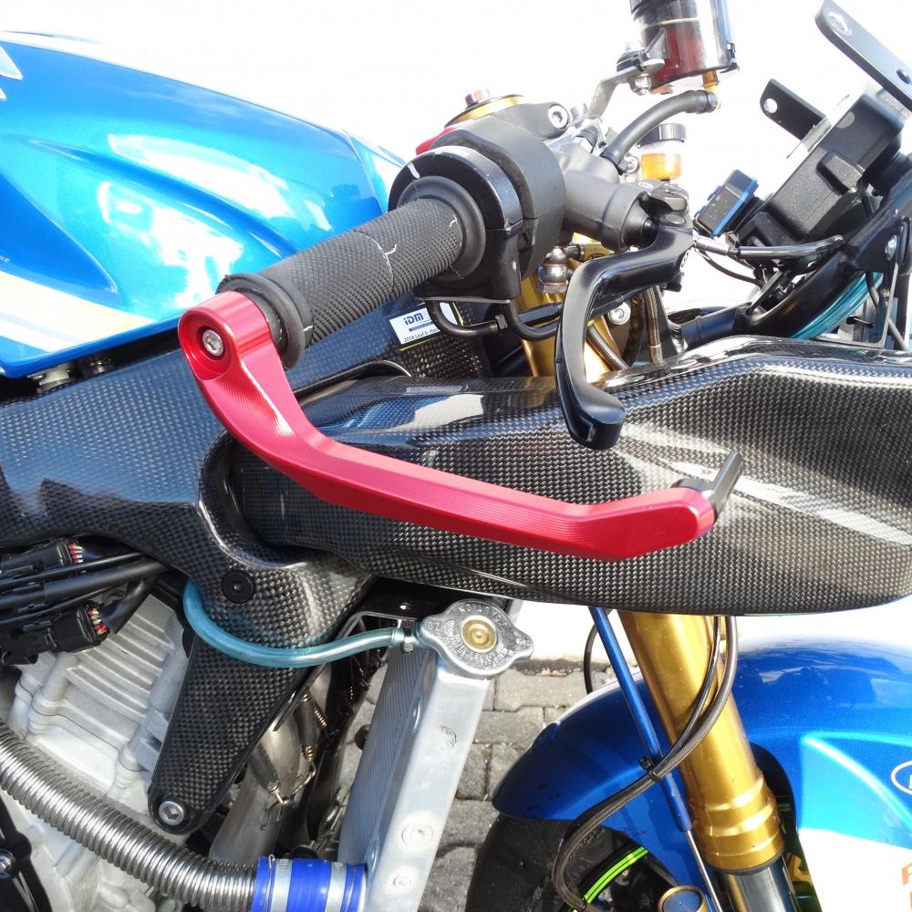 Racing_CNC_Bremshebelschutz_rot_am_Motorrad_1 Racing CNC Bremshebelschutz Pro rot