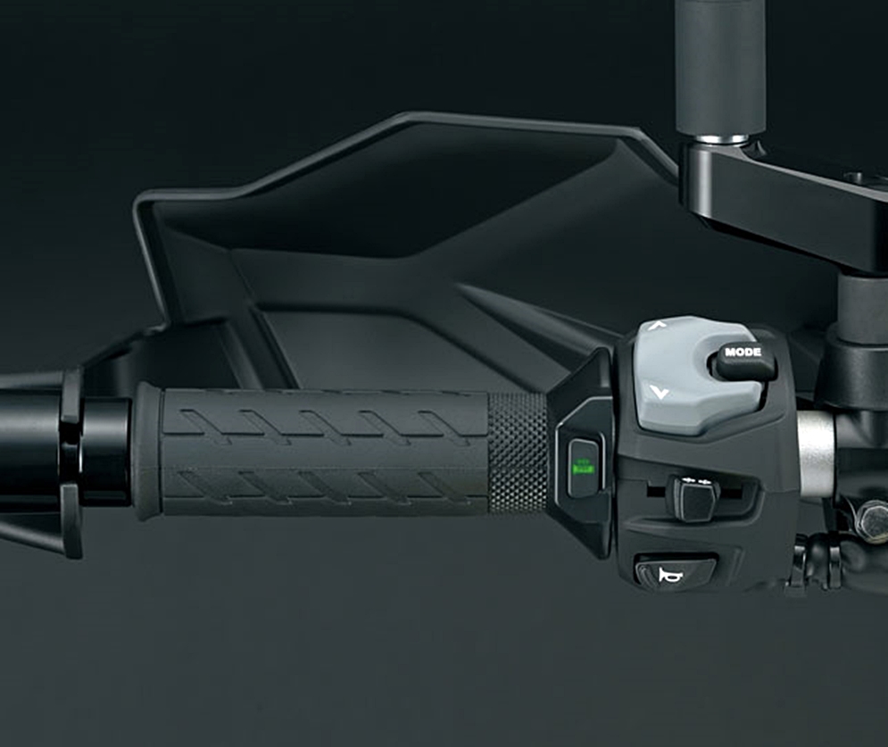 Suzuki Original Heizgriffe mit Integrierten Schalter - 3 Stufig - DL 800 / DL 800 DE V-Strom 2023-