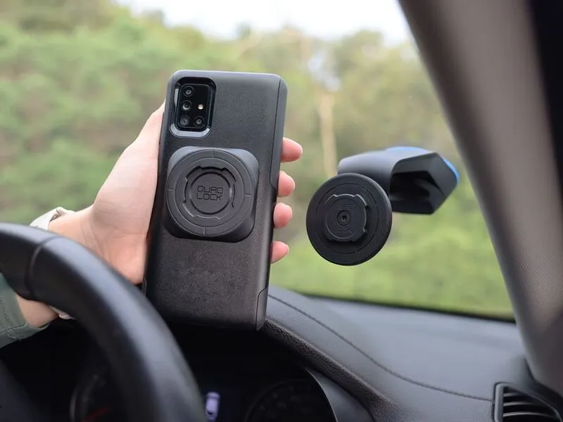 9972-3 Quad Lock MAG Universal Adapter