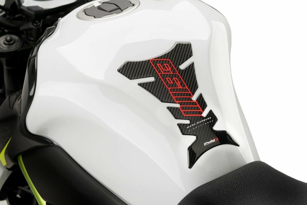 PUIG TANKPROTECTOR MM93 MODEL C/CARBON LOOK - 20683C